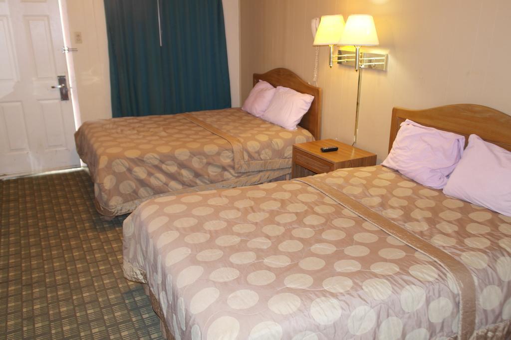 Interstate Motel Wills Point Экстерьер фото